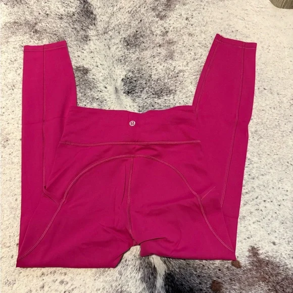Lululemon pink leggings - Picture 2 of 3